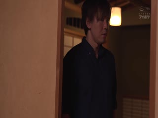 寻找老太太，姐姐，姐姐，姐姐，丈夫的女儿，出生在村里的女人的女儿，以及住在村里的女人。